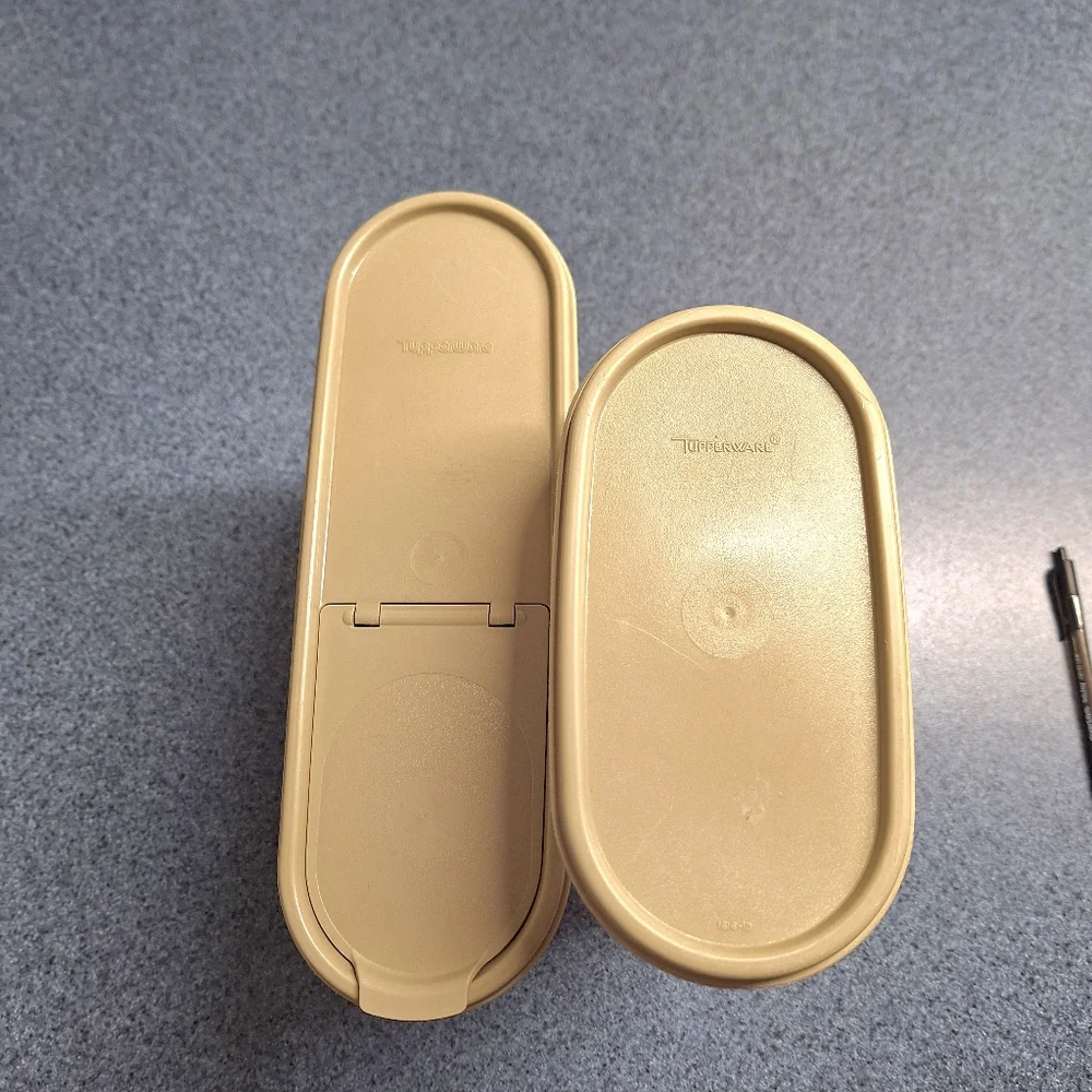 Tupperware Modular Mates Set #1616-19,#1515-14, #2331D-1, 1 w/Flip Top Lid